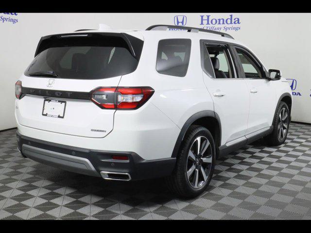 used 2024 Honda Pilot car, priced at $43,875