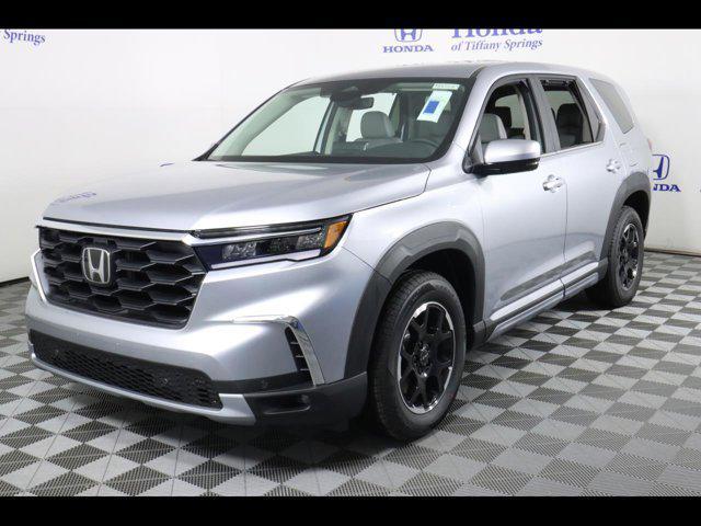 new 2025 Honda Pilot car, priced at $49,745