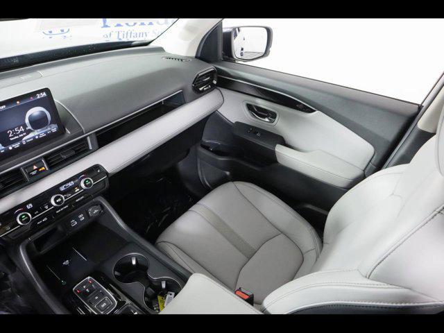 used 2024 Honda Pilot car, priced at $42,875