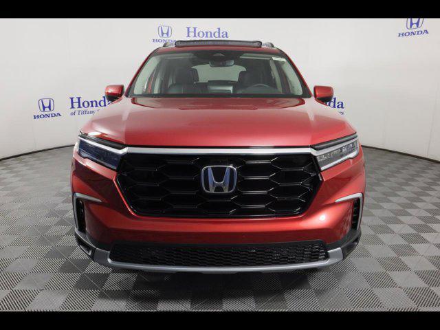 new 2025 Honda Pilot car, priced at $53,225