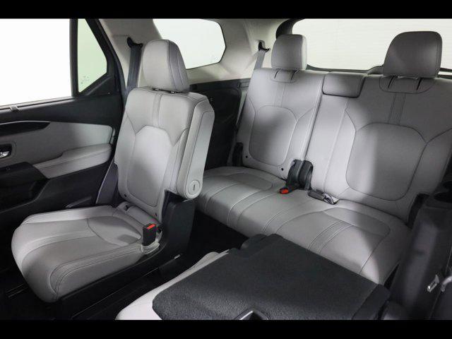 used 2024 Honda Pilot car, priced at $41,875