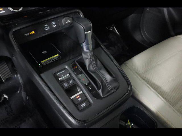 used 2025 Honda CR-V car, priced at $38,575