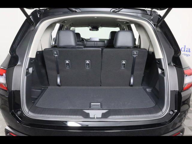 new 2025 Honda Pilot car, priced at $48,950