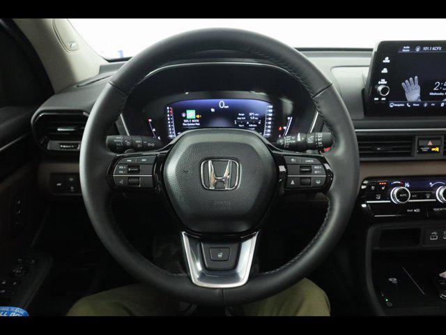 new 2025 Honda Pilot car, priced at $54,530