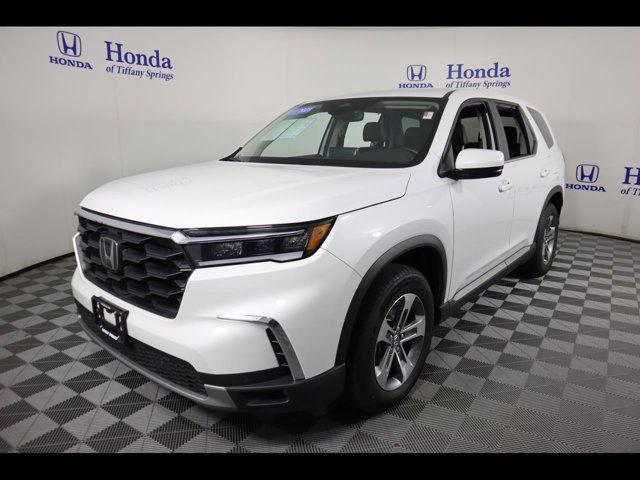 used 2023 Honda Pilot car, priced at $41,875