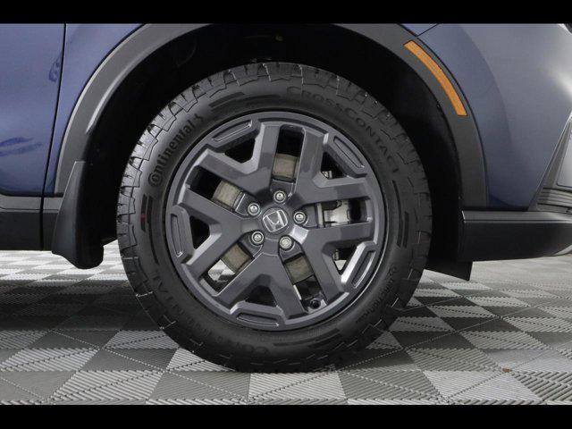 new 2026 Honda CR-V Hybrid car, priced at $40,195