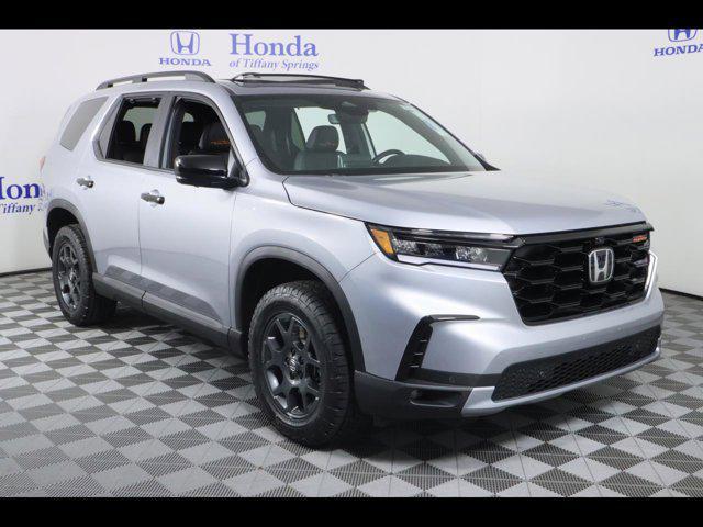 new 2025 Honda Pilot car, priced at $50,795