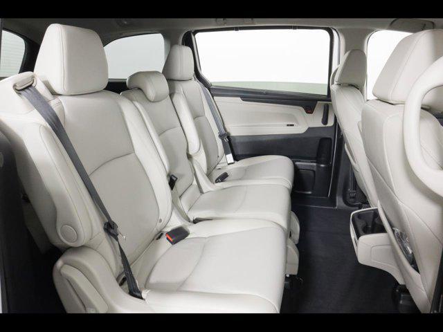 used 2025 Honda Odyssey car, priced at $42,875