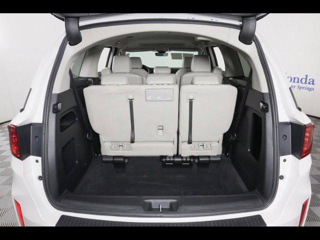 used 2025 Honda Odyssey car, priced at $42,875