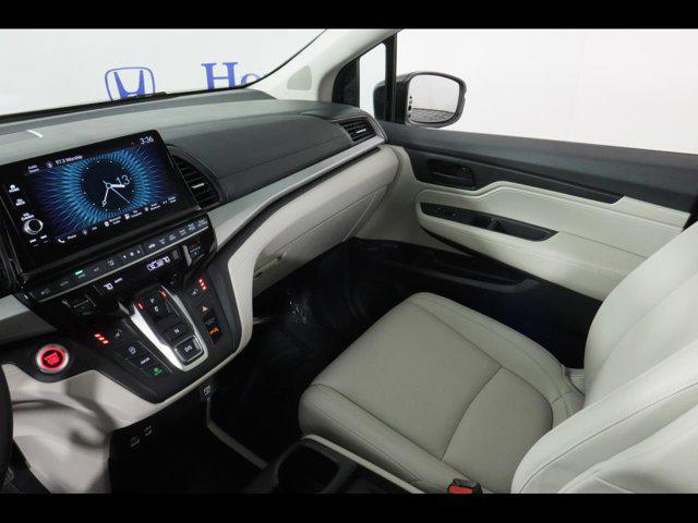 used 2025 Honda Odyssey car, priced at $42,875