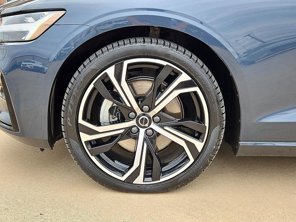 used 2025 Volvo S60 car, priced at $30,480