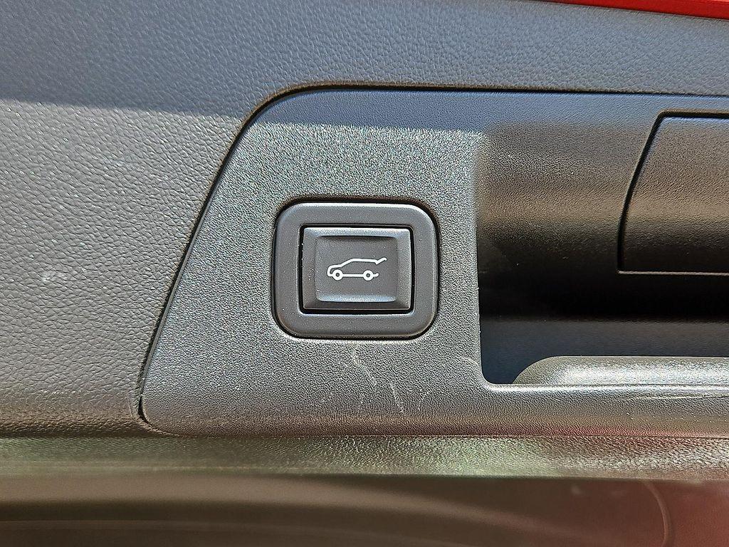 used 2023 Buick Envision car, priced at $24,980