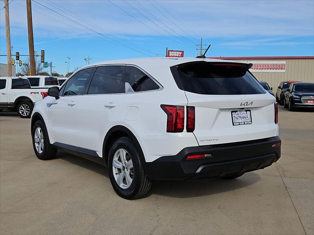 used 2023 Kia Sorento car, priced at $25,980