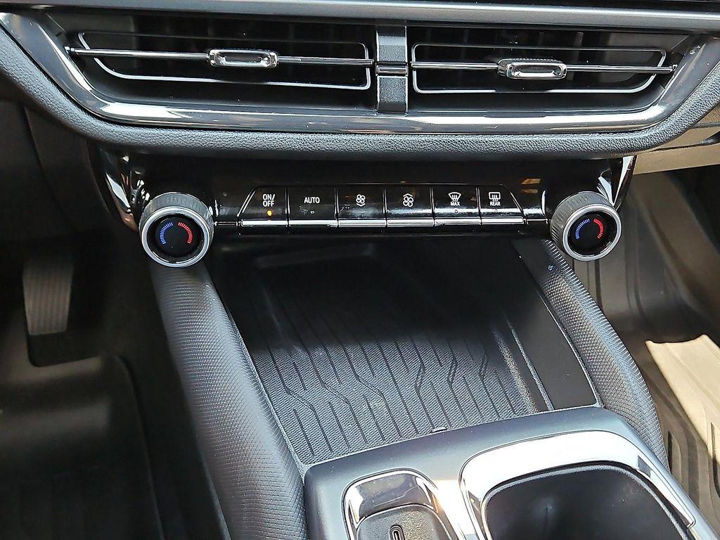 used 2024 Chevrolet Equinox EV car, priced at $28,980