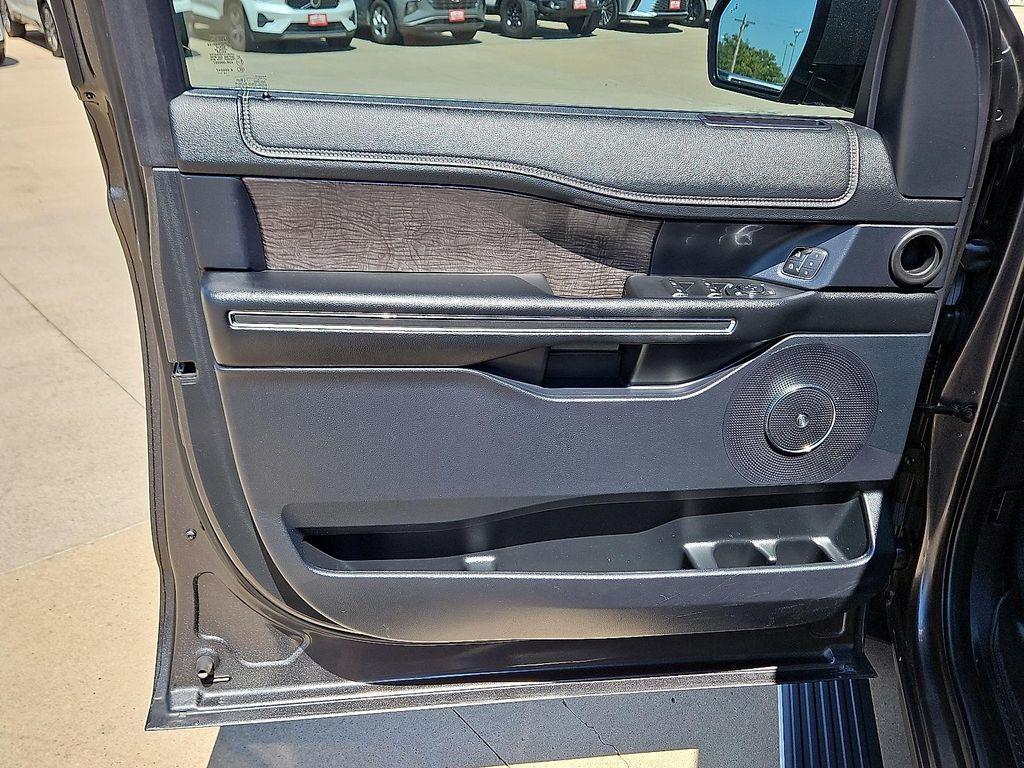 used 2020 Ford Expedition car, priced at $20,980