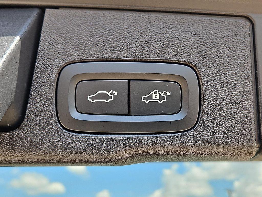 used 2025 Volvo XC60 car, priced at $39,980