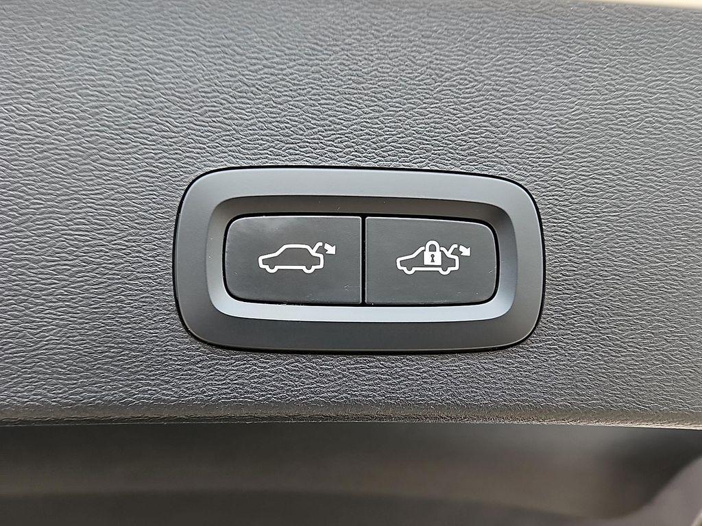 used 2024 Volvo XC40 car, priced at $28,980