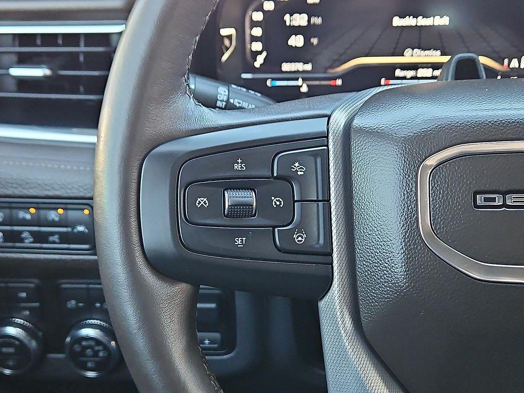 used 2023 GMC Yukon car, priced at $68,980