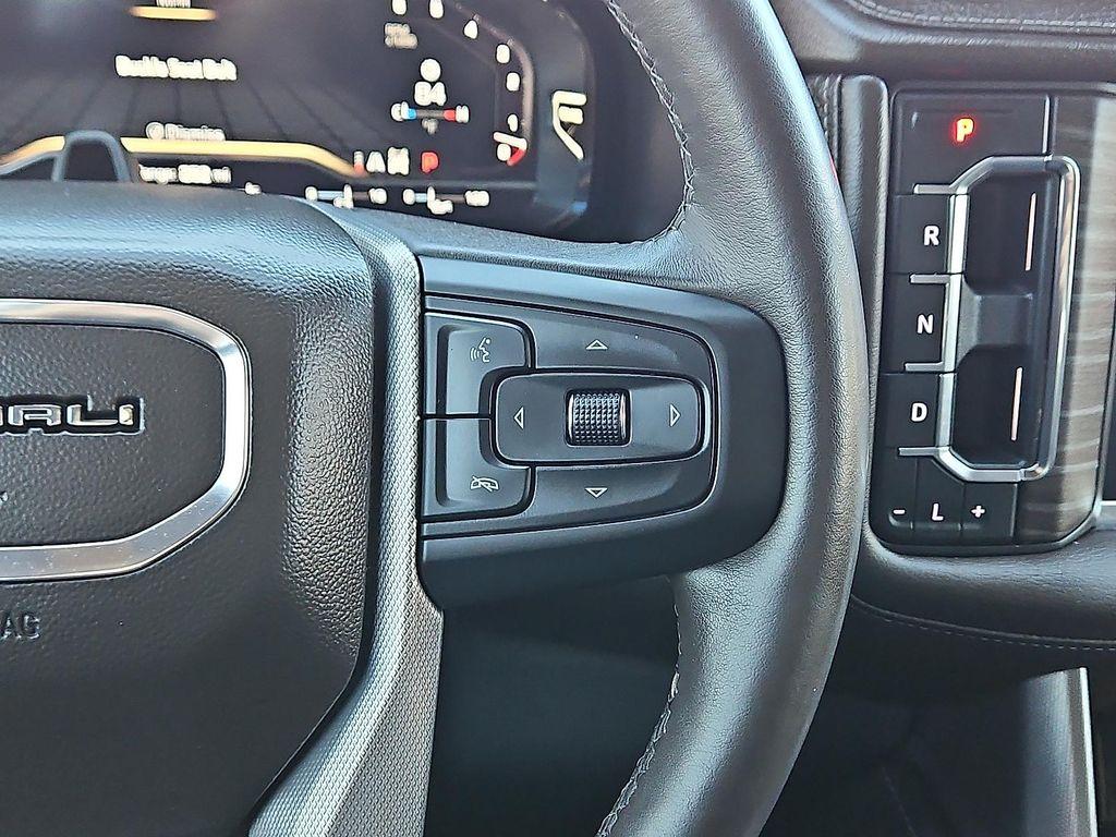 used 2023 GMC Yukon car, priced at $68,980