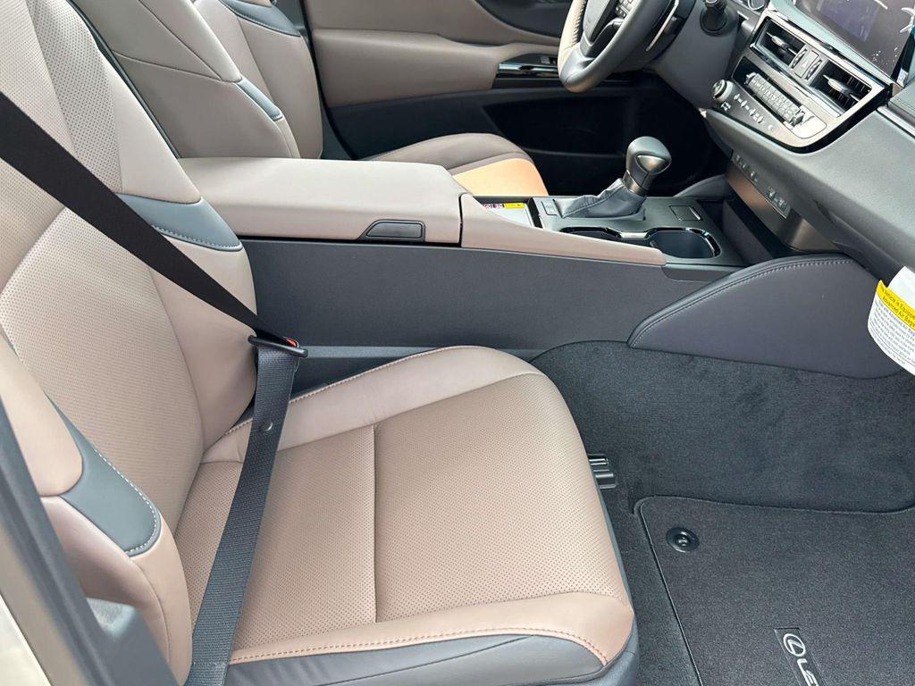 used 2025 Lexus ES 300h car, priced at $49,150