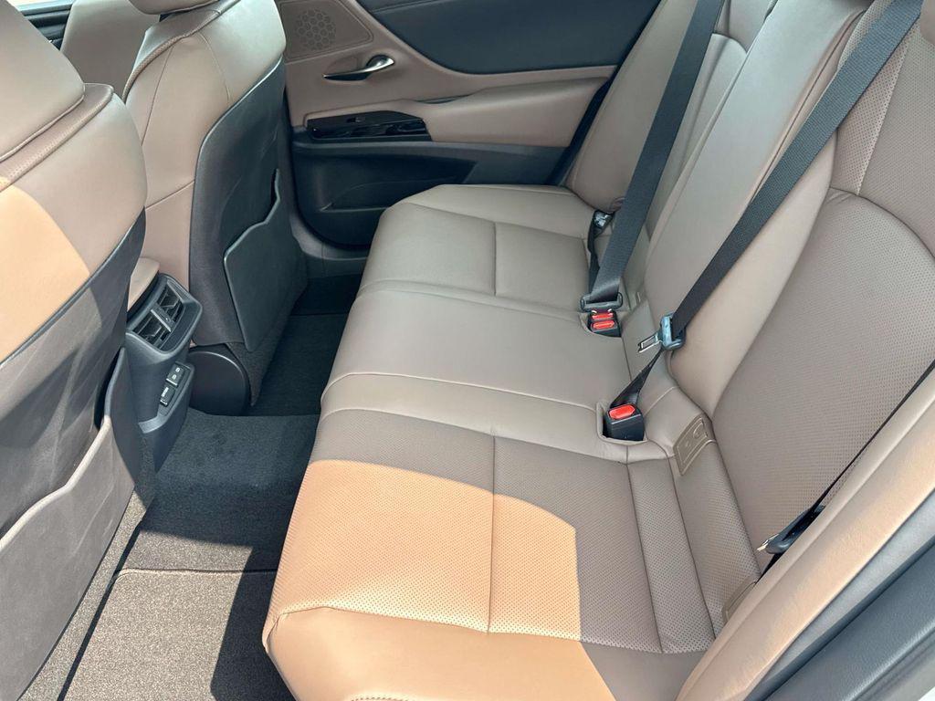 used 2025 Lexus ES 300h car, priced at $49,150
