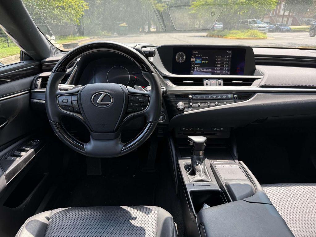 used 2021 Lexus ES 250 car, priced at $32,977
