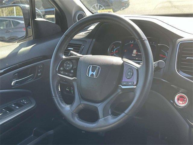 used 2020 Honda Pilot car, priced at $31,900