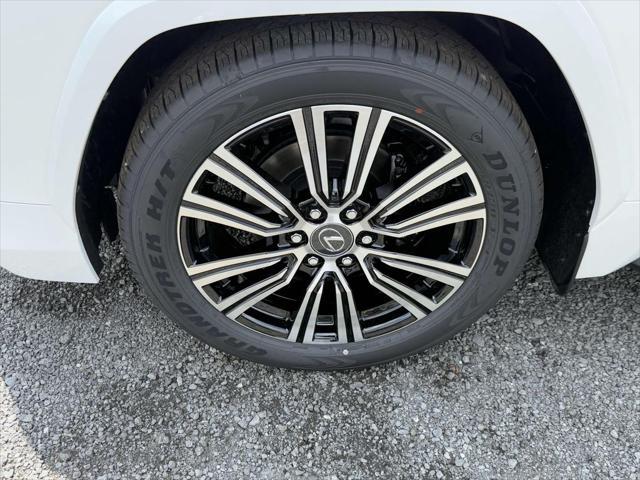 new 2025 Lexus LX 600 car, priced at $118,078