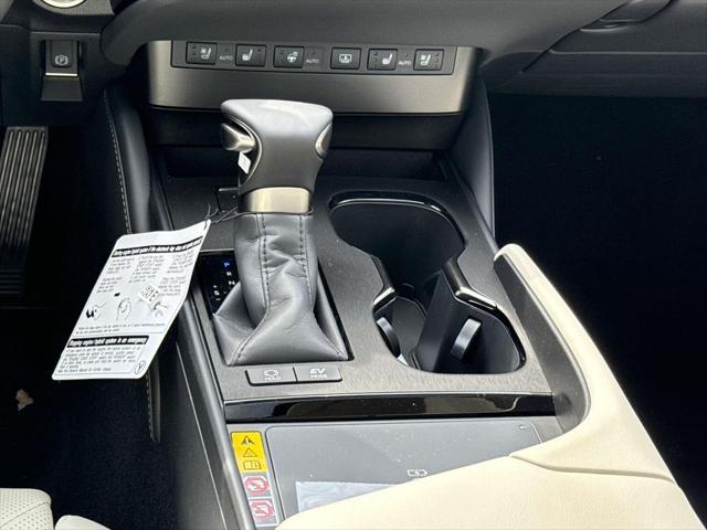 new 2025 Lexus ES 300h car, priced at $53,939
