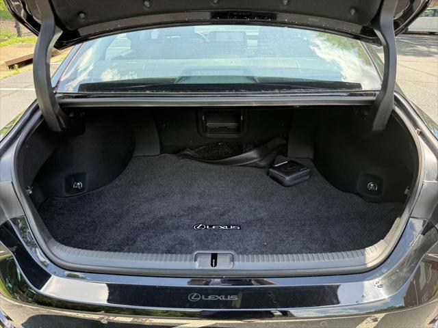 used 2023 Lexus ES 350 car, priced at $44,150