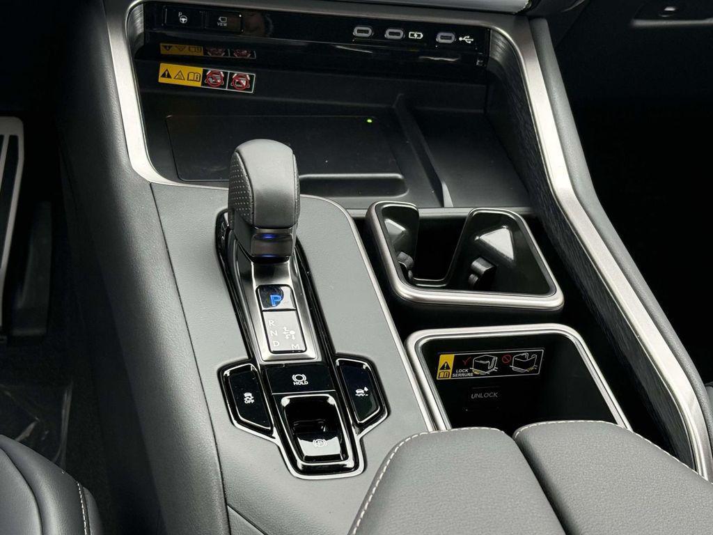 new 2025 Lexus TX 500h car, priced at $73,080