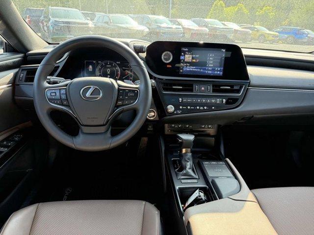 used 2022 Lexus ES 350 car, priced at $42,900