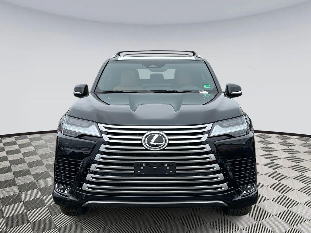 new 2025 Lexus LX 600 car