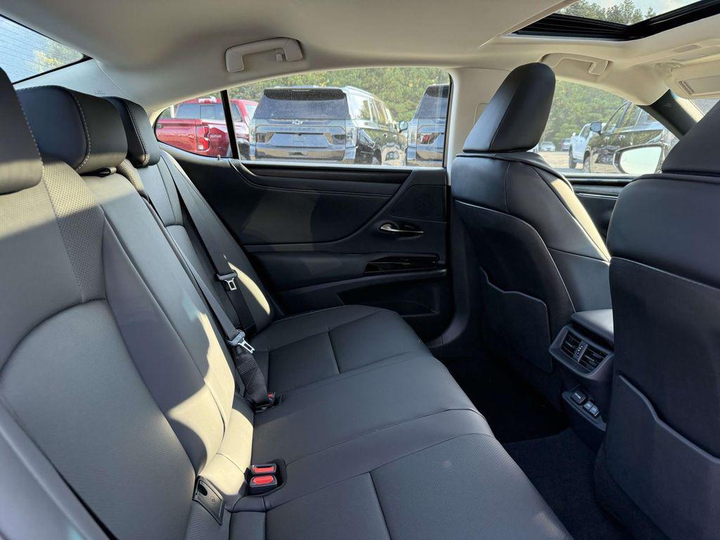 used 2025 Lexus ES 300h car, priced at $48,977