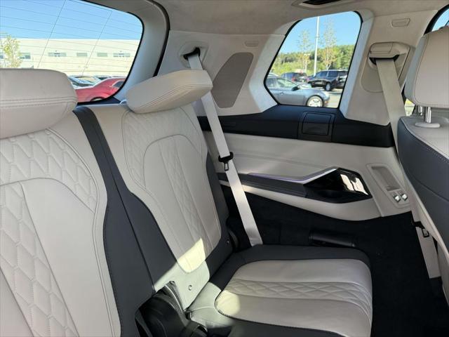 used 2023 BMW X7 car, priced at $79,900