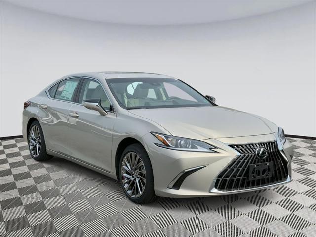 new 2025 Lexus ES 300h car, priced at $53,439