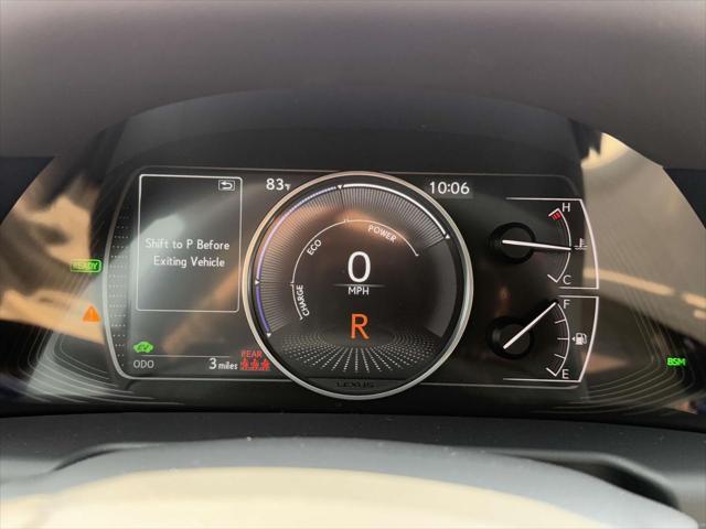 new 2025 Lexus ES 300h car, priced at $53,439