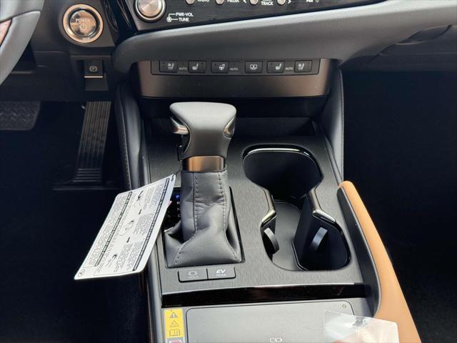 new 2025 Lexus ES 300h car, priced at $53,439