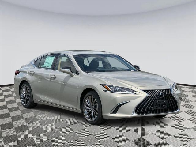 new 2025 Lexus ES 300h car, priced at $53,439