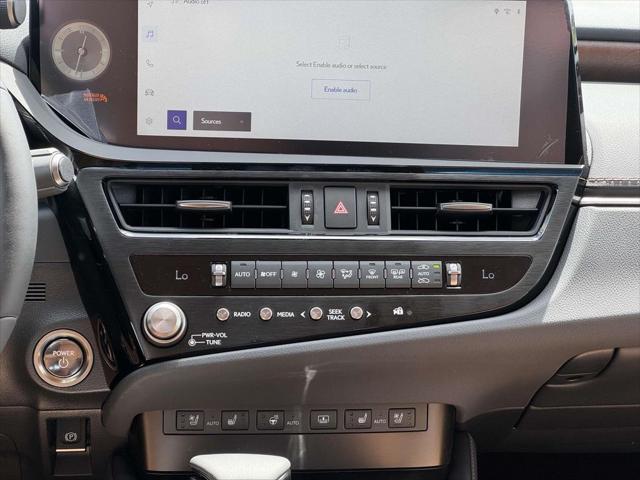 new 2025 Lexus ES 300h car, priced at $53,439
