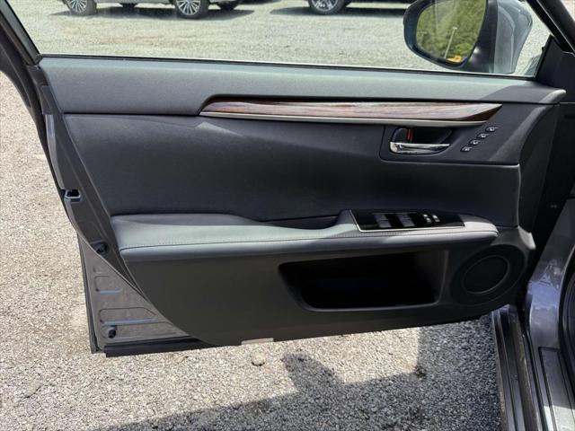used 2018 Lexus ES 350 car, priced at $32,700