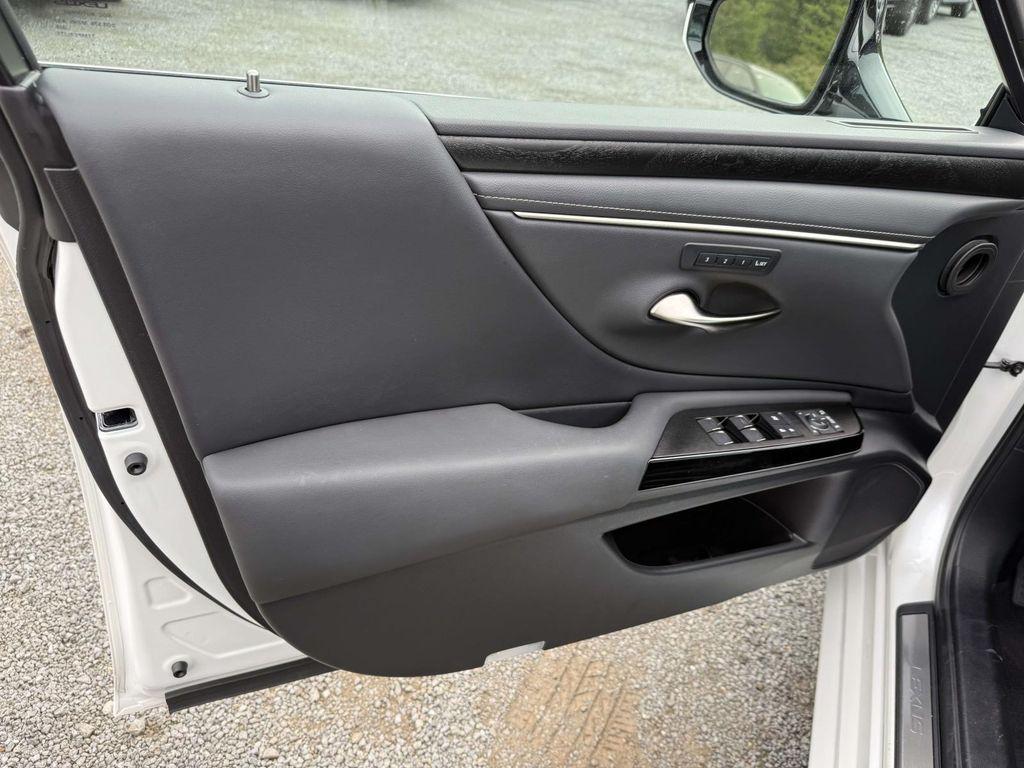 used 2023 Lexus ES 250 car, priced at $37,550