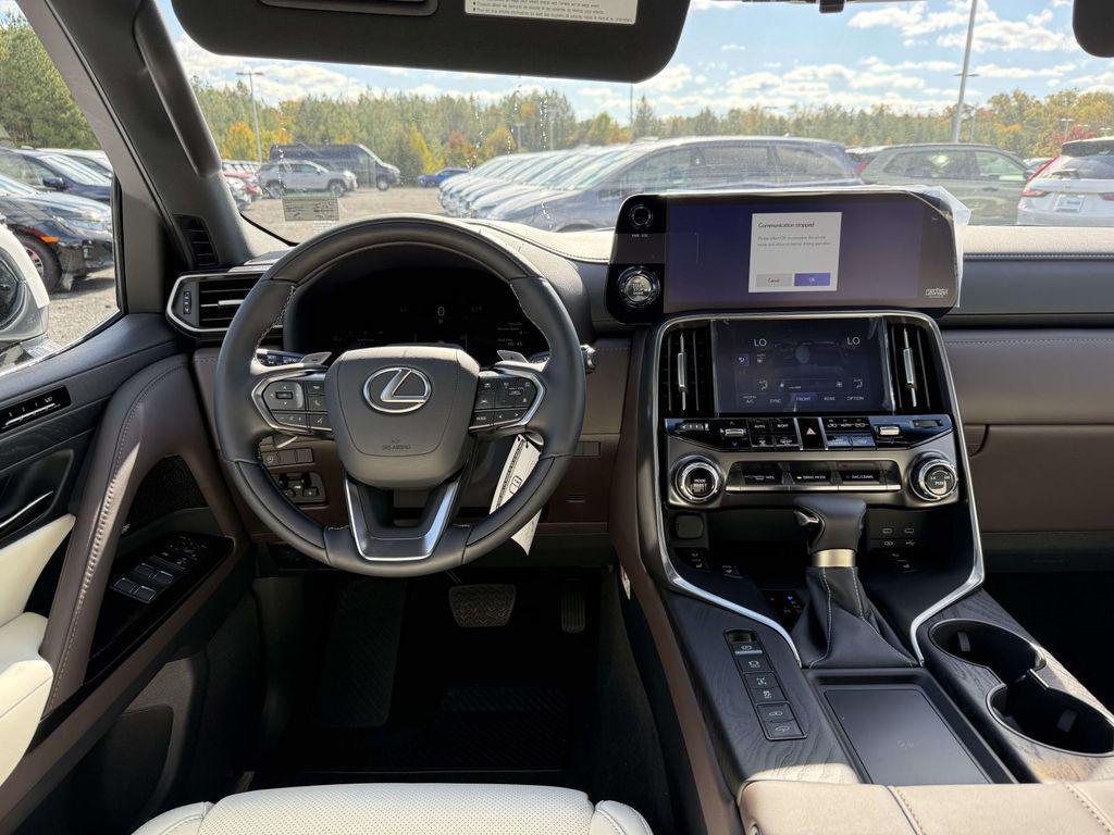 new 2025 Lexus LX 600 car, priced at $118,067