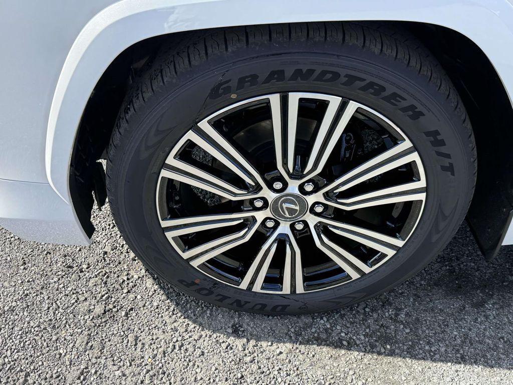 new 2025 Lexus LX 600 car, priced at $118,067