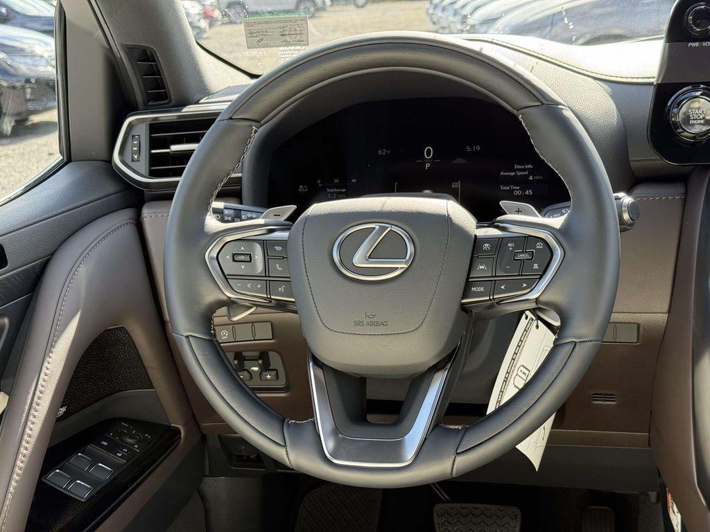 new 2025 Lexus LX 600 car, priced at $118,067