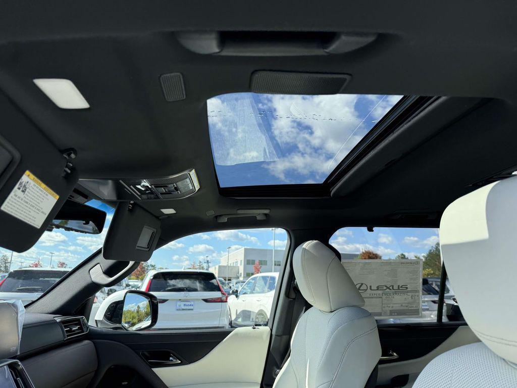 new 2025 Lexus LX 600 car, priced at $118,067