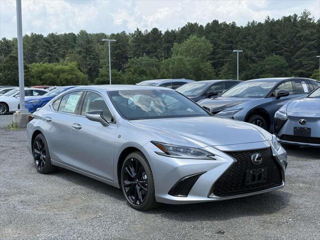 new 2025 Lexus ES 300h car