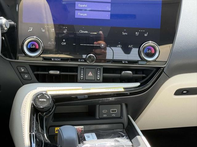new 2025 Lexus NX 350h car