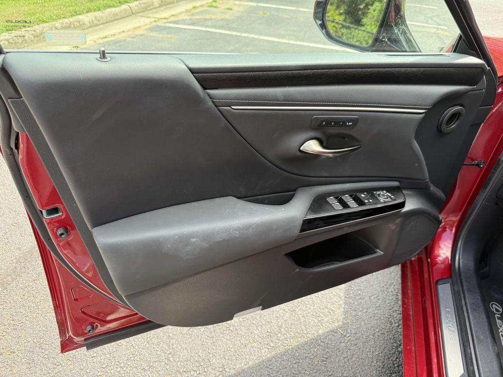 used 2023 Lexus ES 250 car, priced at $35,177