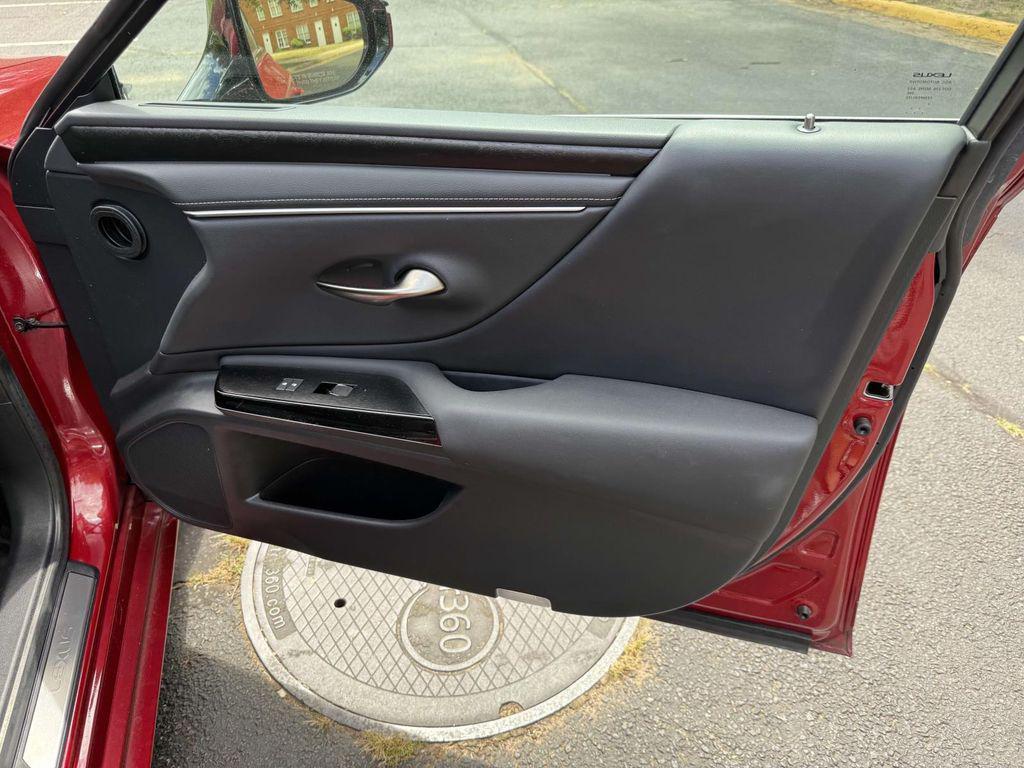 used 2023 Lexus ES 250 car, priced at $35,177